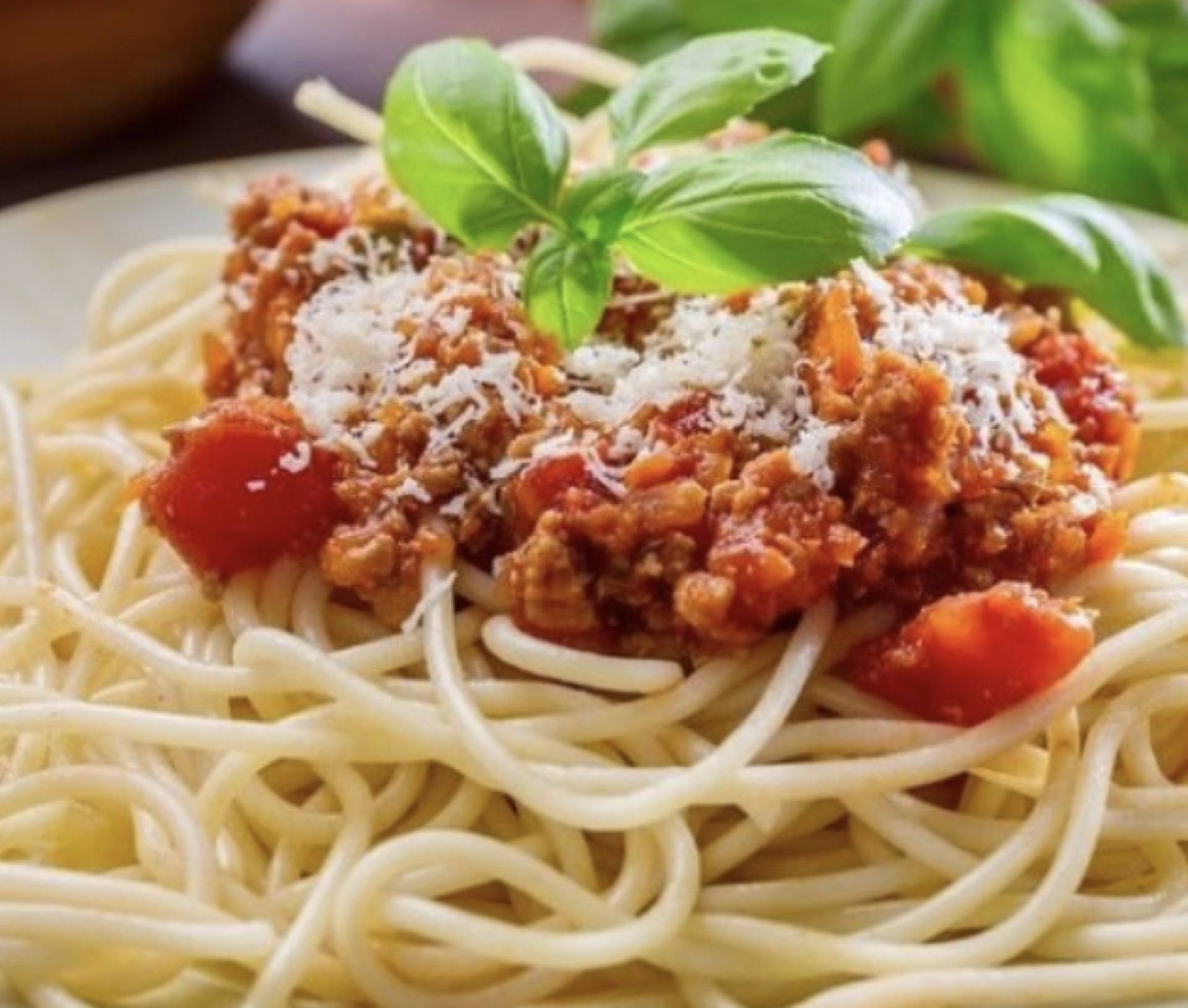 Pasta con carne molida