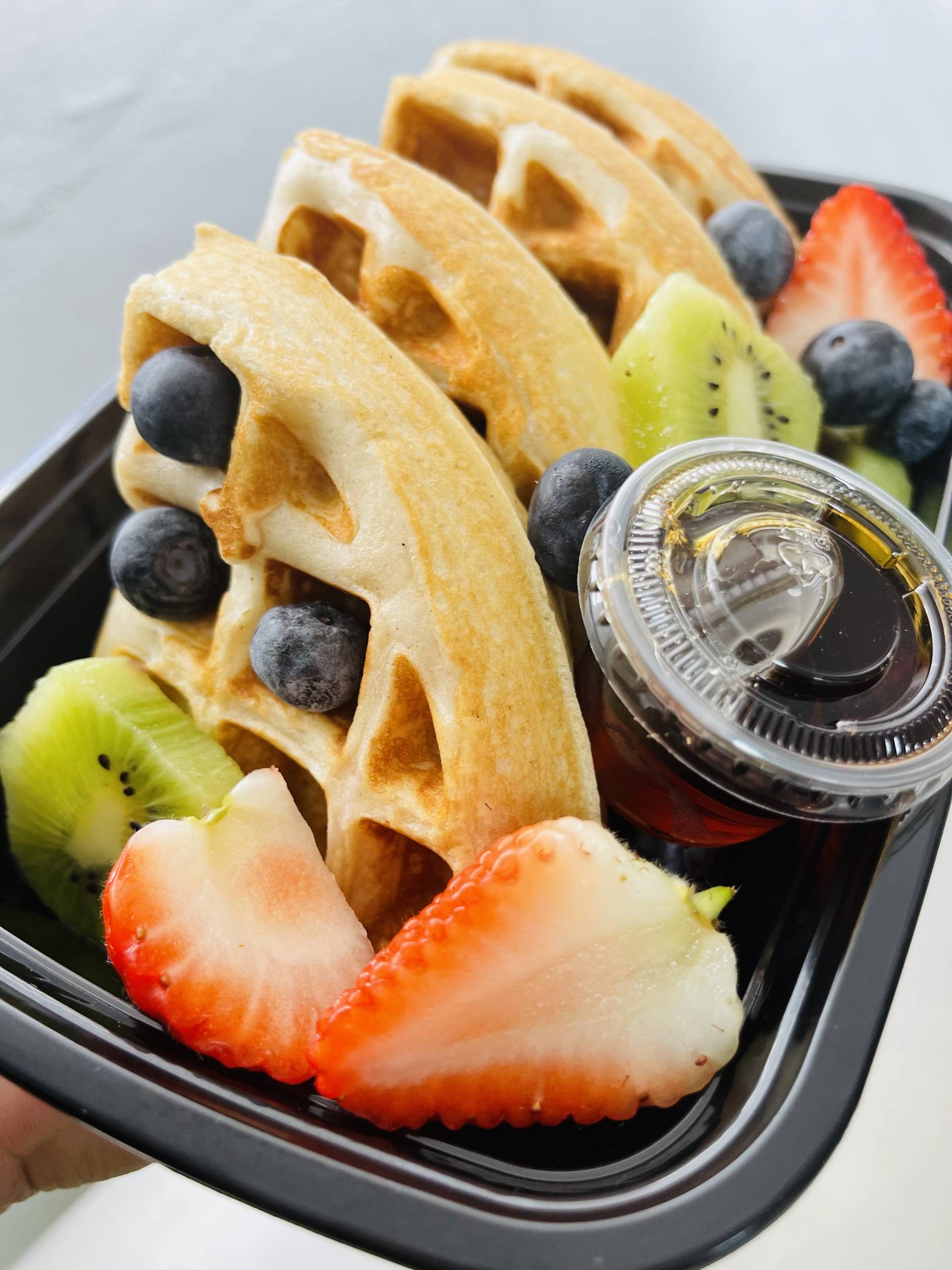 #14 Waffles con frutas